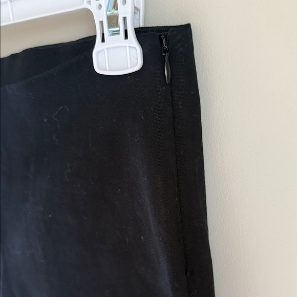 Old Navy Classic Black Trousers - Picture 3 of 5